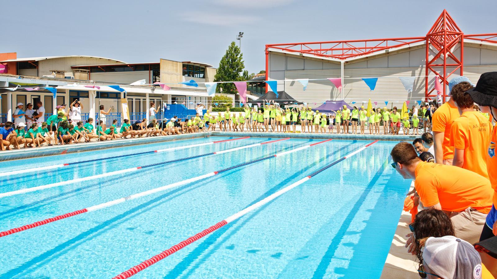 Compétition à la piscine municipale